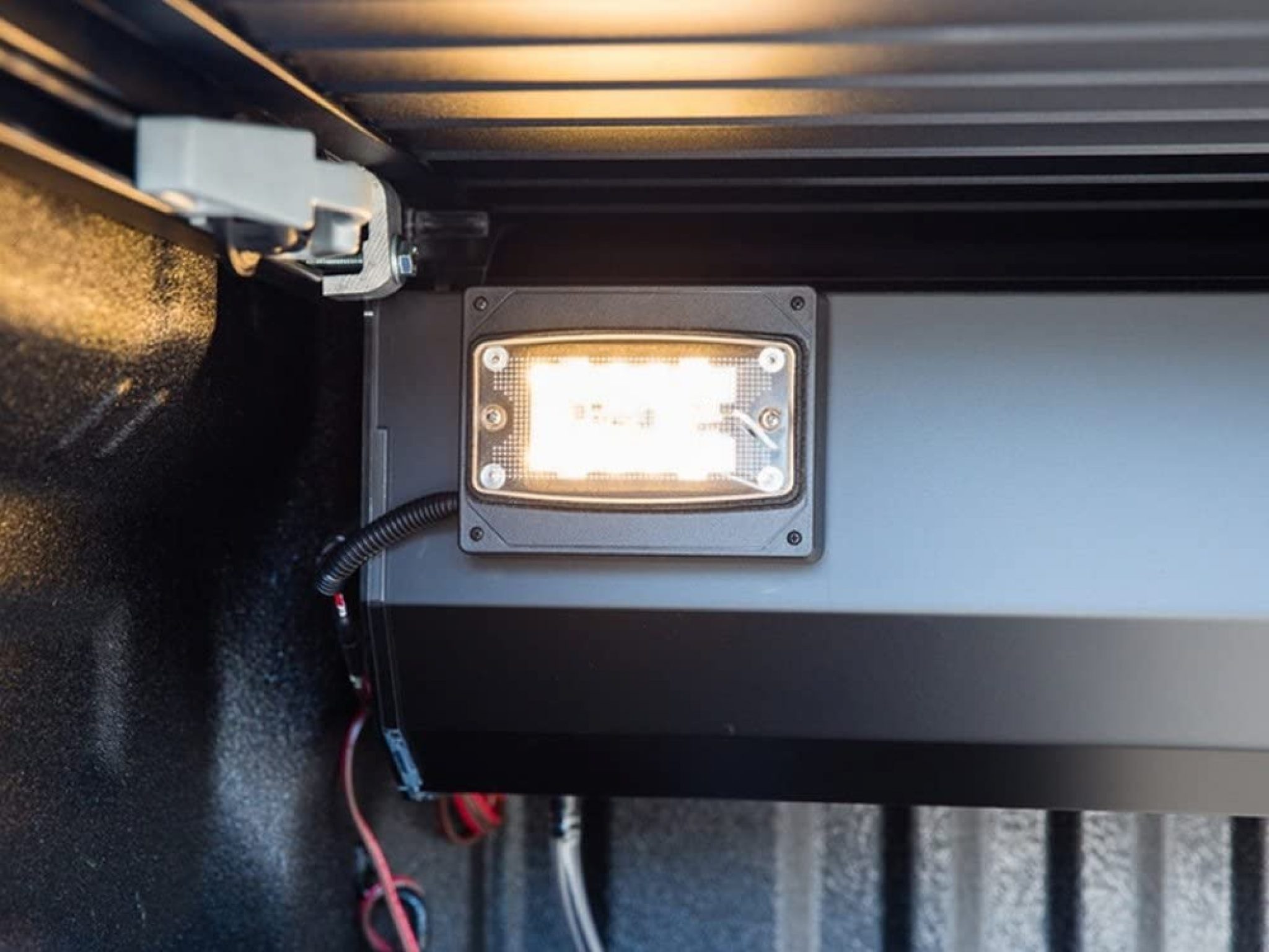 The GatorTrax MX cover offers the added benefit of lockable positioning